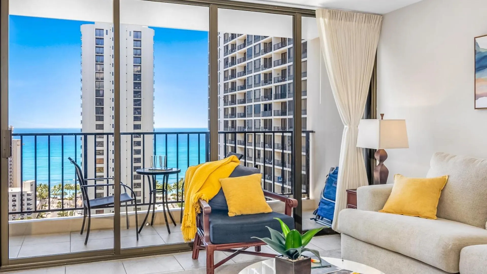 Great Ocean & Diamond Head View Condo With Free Parking! Honolulu Apartamento